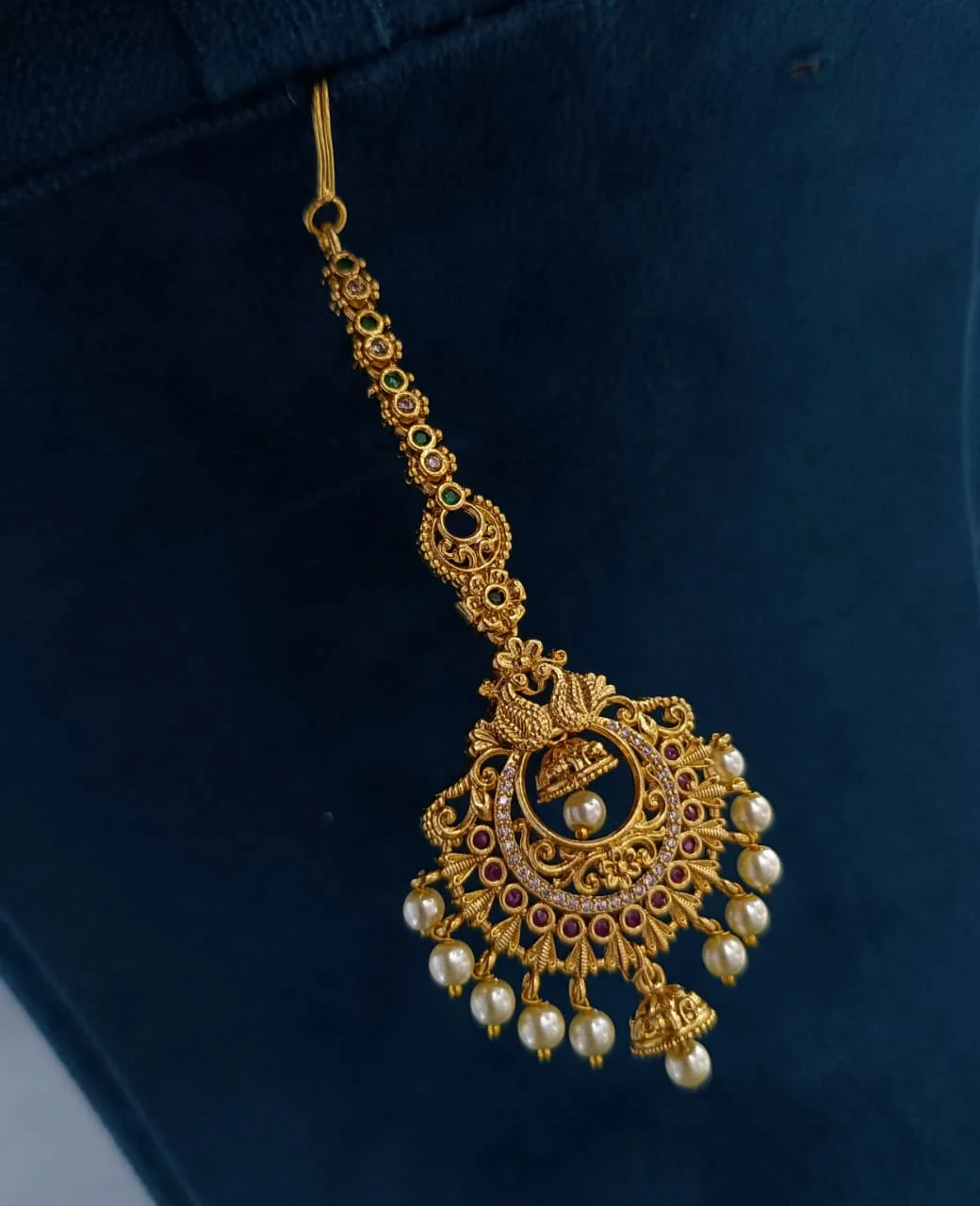Floral Kundan Maang Tikka
